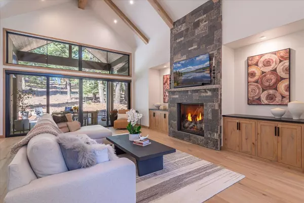 9087 Horned Lark Court, Truckee, CA 96161