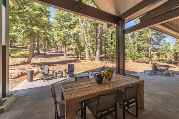 9087 Horned Lark Court, Truckee, CA 96161