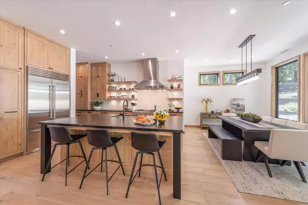 9087 Horned Lark Court, Truckee, CA 96161