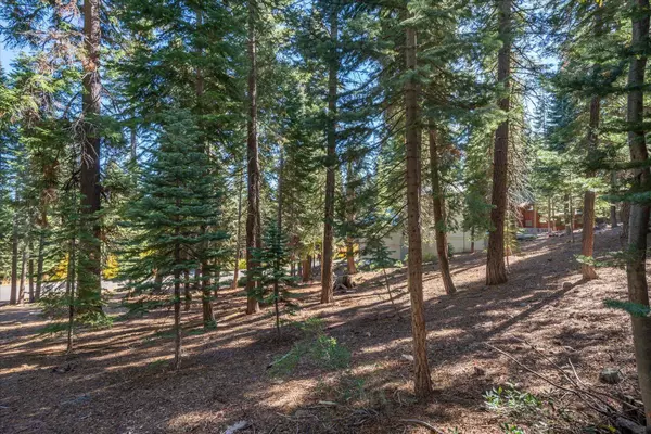 11888 Chamonix Road, Truckee, CA 96161