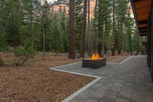 11226 Comstock Drive, Truckee, CA 96161