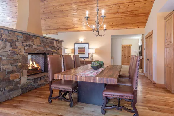 13701 Hansel Avenue, Truckee, CA 96161