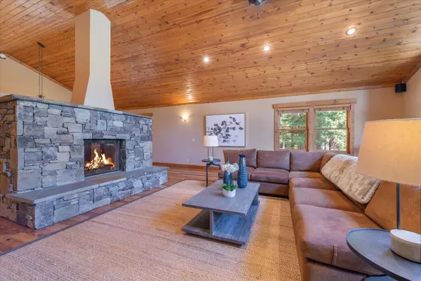 13701 Hansel Avenue, Truckee, CA 96161