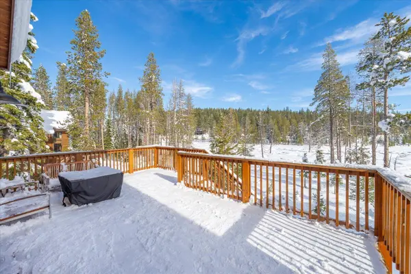 11529 Zermatt Drive, Truckee, CA 96161-6555