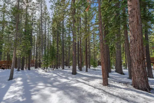 13300 Muhlebach Way, Truckee, CA 96161