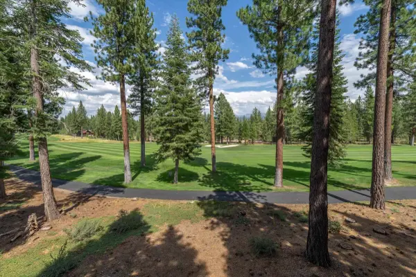 12227 Pete Alvertson Drive, Truckee, CA 96161