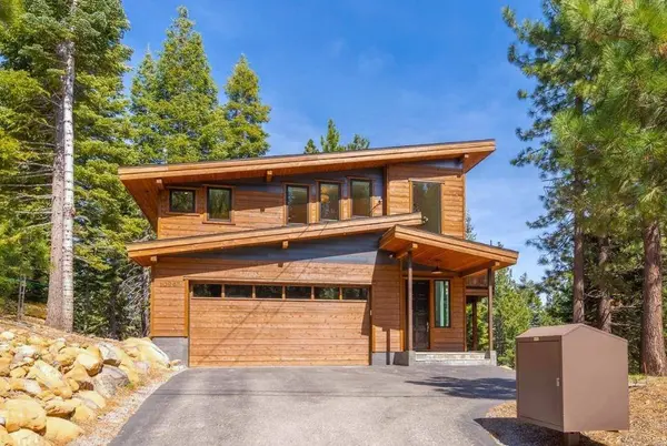 10947 Zermatt Drive, Truckee, CA 96161