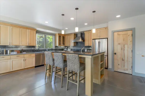 10795 Passage Place, Truckee, CA 96161
