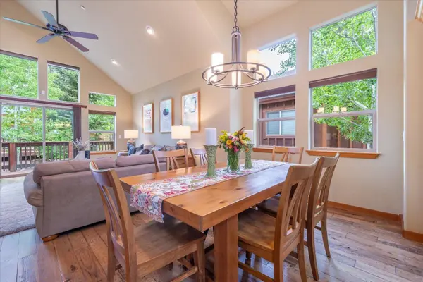 10364 Winter Creek Loop, Truckee, CA 96161-0000