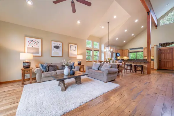 10364 Winter Creek Loop, Truckee, CA 96161-0000