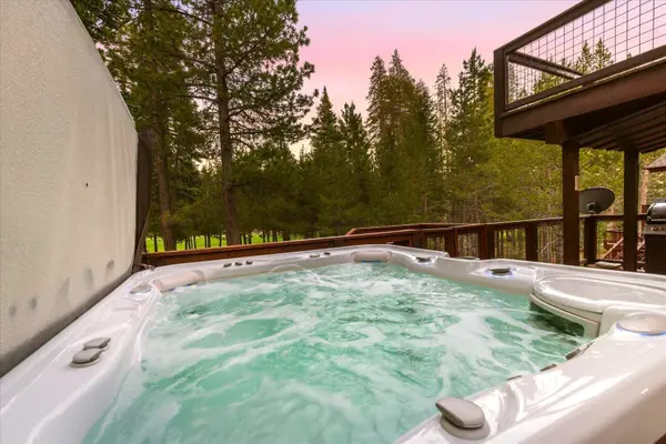 11442 Chalet Road, Truckee, CA 96161-0000