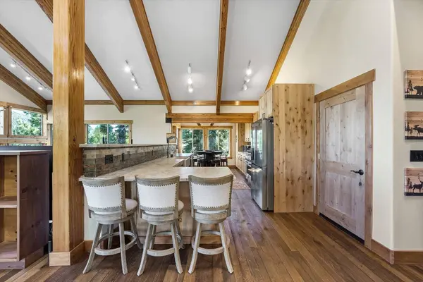 13141 Hillside Drive, Truckee, CA 96161-0000