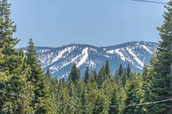 13666 Pathway Avenue, Truckee, CA 96161
