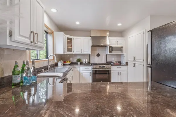 12721 Pinnacle Loop, Truckee, CA 96161-0000