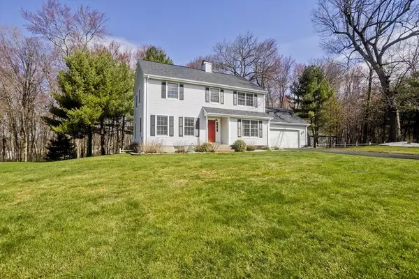 128 Roosevelt Ave, Agawam, MA 01030