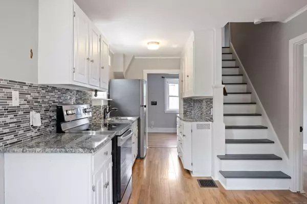 10 Brainard Road, Enfield, CT 06082