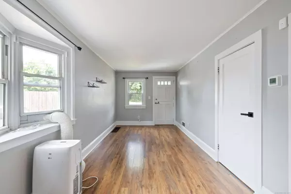 10 Brainard Road, Enfield, CT 06082