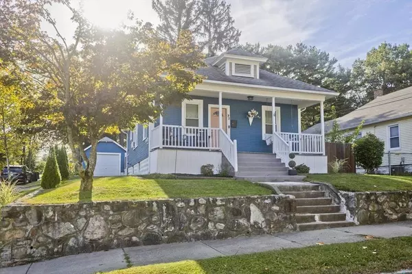 27 Goodwin St, Springfield, MA 01151