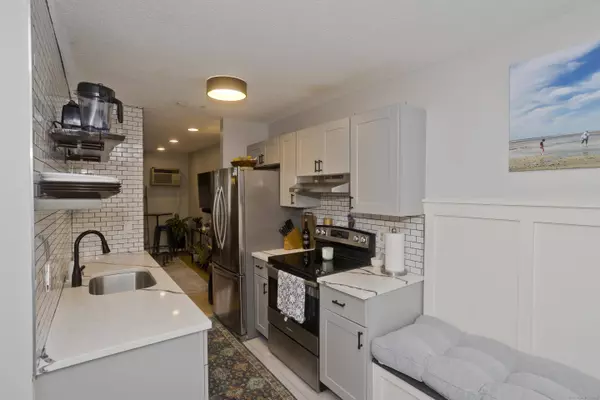 18 Cranberry Hollow #18, Enfield, CT 06082