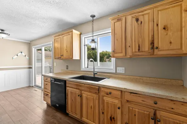622 30th ST NE, Rochester, MN 55906