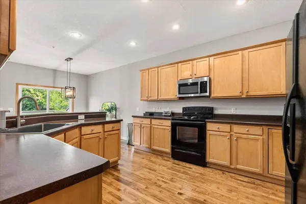 4560 Blaylock WAY #4303, Inver Grove Heights, MN 55076