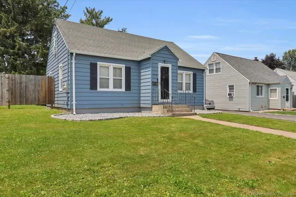 352 Oak Street, New Britain, CT 06051