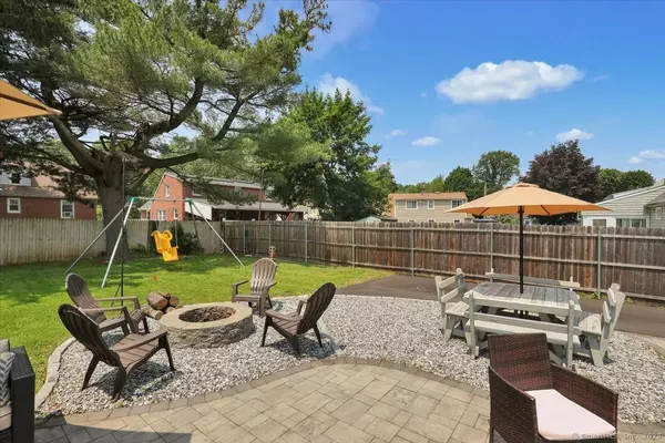 352 Oak Street, New Britain, CT 06051