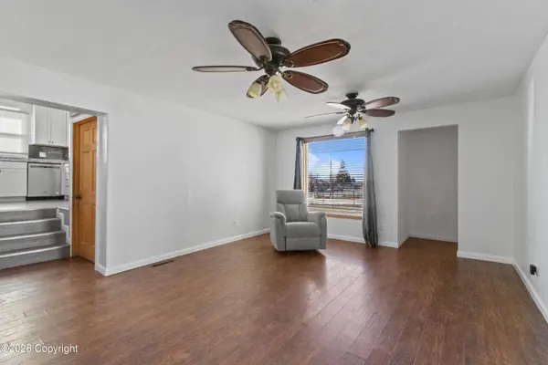 519 Pine St, Newcastle, WY 82701