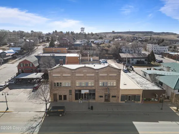114 W Main St, Newcastle, WY 82701