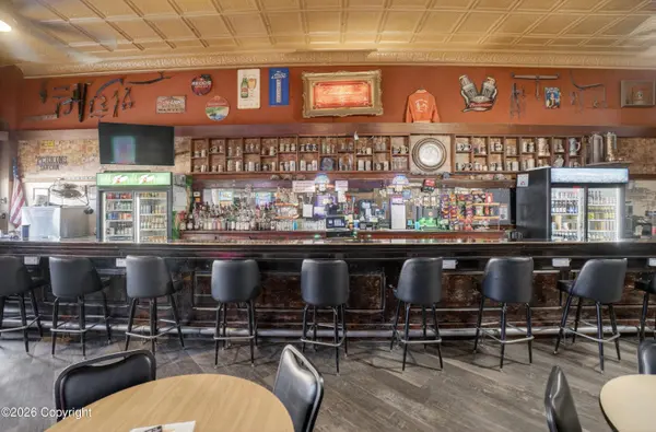 114 W Main St, Newcastle, WY 82701
