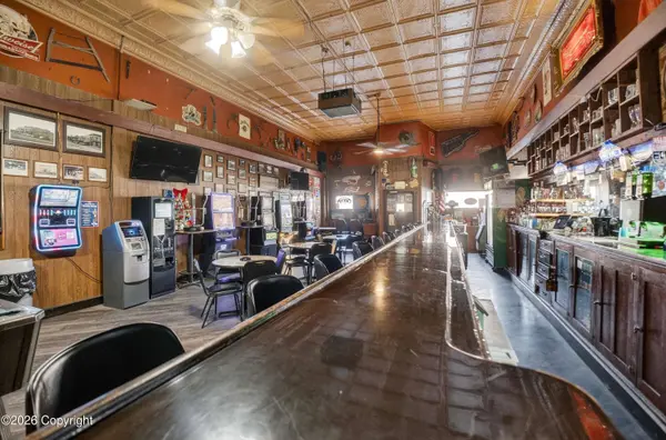 114 W Main St, Newcastle, WY 82701