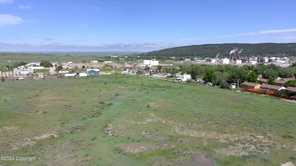 Lot 2 Horseshoe Ridge, Newcastle, WY 82701