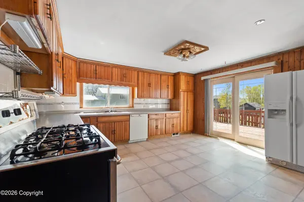838 Wood, Newcastle, WY 82701