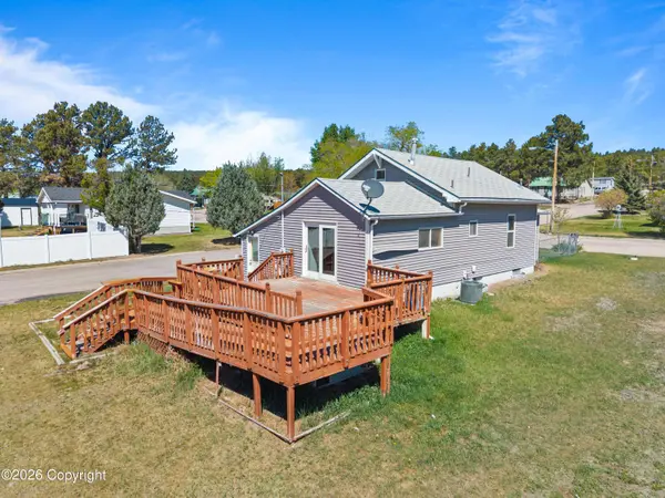 838 Wood, Newcastle, WY 82701