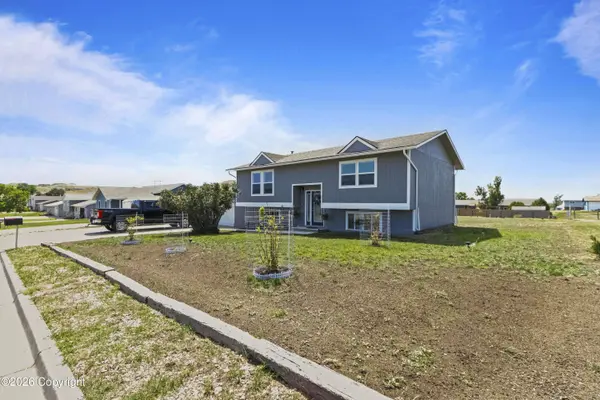 3326 Latigo Street, Newcastle, WY 82701