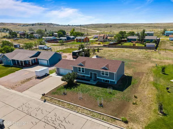 3326 Latigo Street, Newcastle, WY 82701