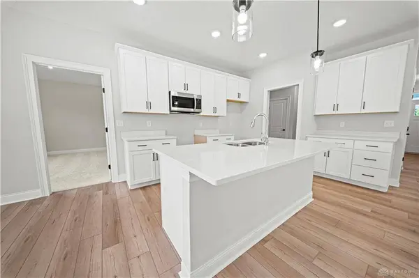 10015 Charlotte Court, Washington Twp, OH 45458