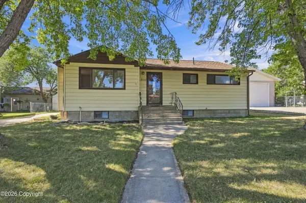 1530 Gray, Newcastle, WY 82701