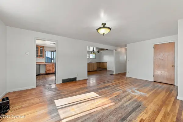 1530 Gray, Newcastle, WY 82701