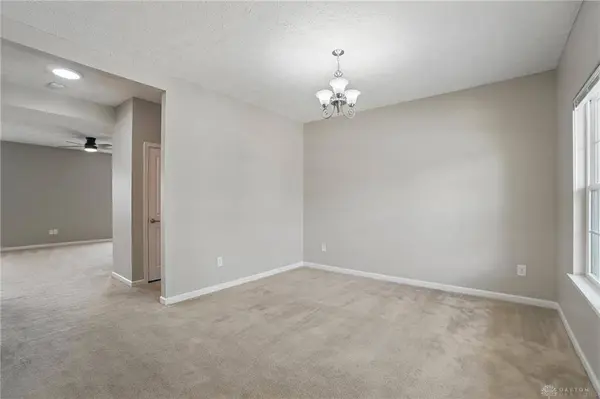 1298 Artesian Lane, Fairborn, OH 45324