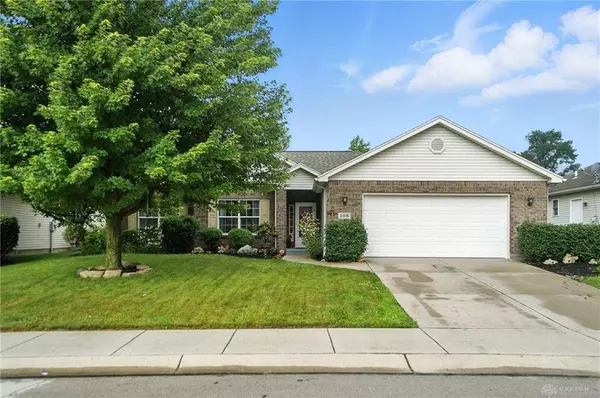 108 Settlers Trail, Englewood, OH 45322