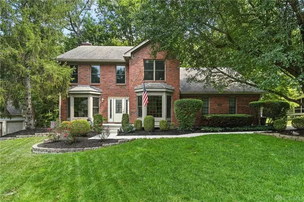 2140 Hillrise Circle, Bellbrook, OH 45305