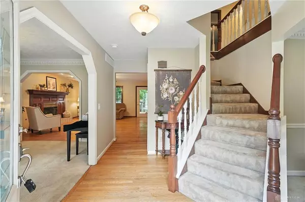 2140 Hillrise Circle, Bellbrook, OH 45305