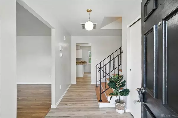 5224 Heatherton Drive, Dayton, OH 45426