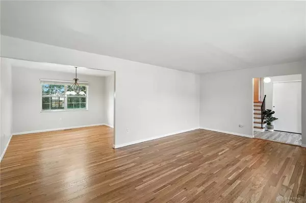 5224 Heatherton Drive, Dayton, OH 45426