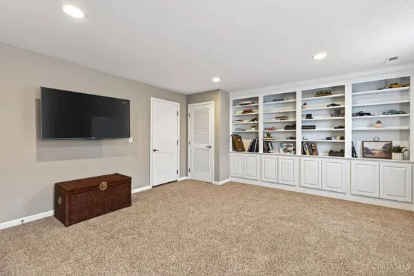 9562 Union Park, West Chester, OH 45069