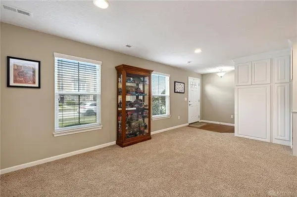 9562 Union Park, West Chester, OH 45069