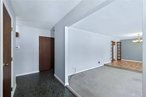 8040 Blackleaf Court, Dayton, OH 45458