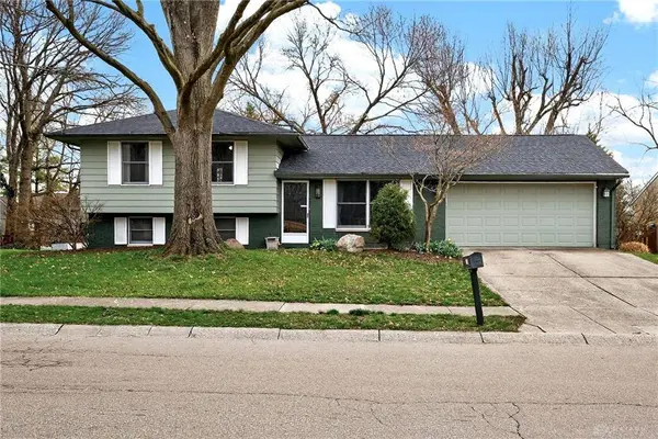 450 Evergreen Drive, Springboro, OH 45066