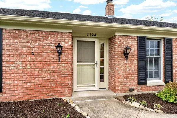 1524 Lindenhurst Drive, Centerville, OH 45459